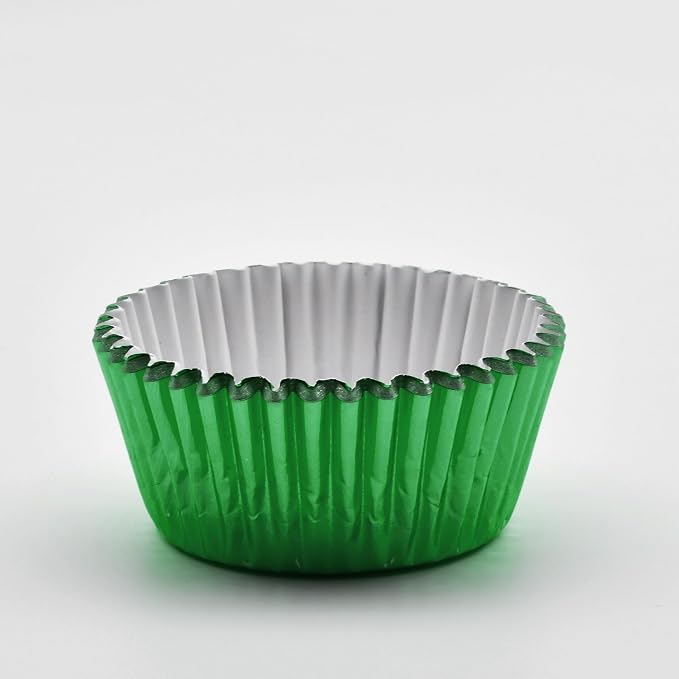 200 Pcs Green Foil Cupcake Liners Standard Baking Cups Muffin Paper Cases | Food-grade, Greaseproof & Sturdy Parchment, Cupcake Wrapper for Party, Christmas, Gift - Image 7