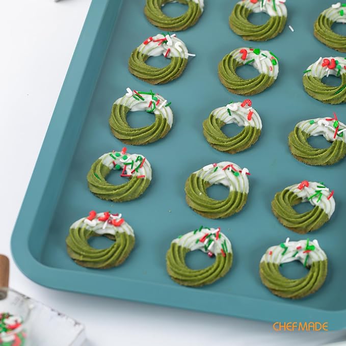 CHEFMADE Sheet Pan, 17 Inch Nonstick Carbon Steel Baking Cookie Pan | For Baking, Roasting & Pastry ∙ Oven Bakeware ∙ Even Heat Distribution (Green) - Image 6