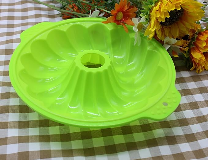 X-Haibei 10-Inch Round Silicone Cake Mold with Decorative Ears – Shallow Pan for Donut, Gelatin, Jello, Chocolate Baking