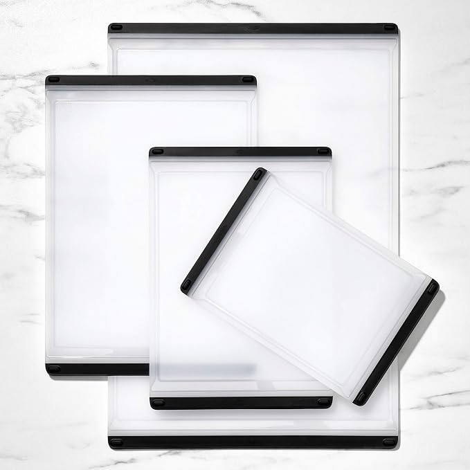 OXO Good Grips Plastic Prep Cutting Board | Compact size, double-sided surface, smooth edges for grabbing, drip catcher, non-slip feet - Image 9