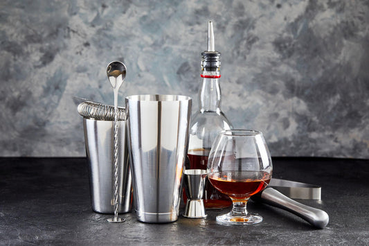 Simple Bar & Beverage Ideas for a Cozy Home Drink Experience