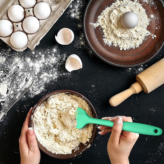 The Cake That Made Everyone Stay a Little Longer