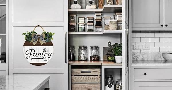 KPSheng Pantry Sign Pantry Wall Decor Farmhouse Pantry Sign Wooden Rustic Pantry Sign Retro Pantry Hanging Sign Wooden Art Printed Decor for Home Pantry Room Holiday Decoration 11in - Image 5
