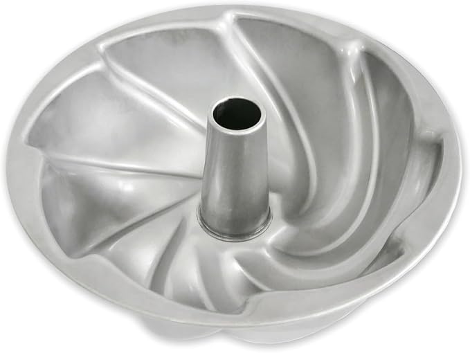USA Pan Global Swirl Tube Cake Pan - Image 2