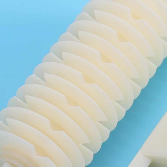 Plastic Lattice Roller Cutter Suitable for Creating Decorative Lattice Designs in Baking Baking Tool 2pcs Easy to Use and Clean for Cake and Bread Dough - Image 4