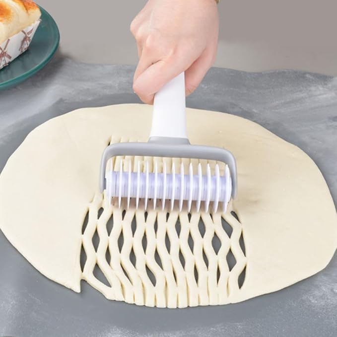 UKCOCO 2pcs Pastry Lattice Wheel Pizza Roller Dough Cutter Tool for Baking Bread and Pizza White Pp Material Easy to Clean Waterproof Kitchen Gadget - Image 6