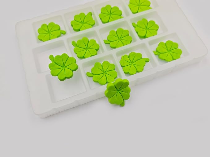 Edible 12pcs GrassGreen Shamrock Sugar cake decorations, cupcake toppers, perfect Clover Icing Cookies decro for St. Patrick's Day Birthday Halloween Thanksgiving Christmas party Team Dinner - Image 4