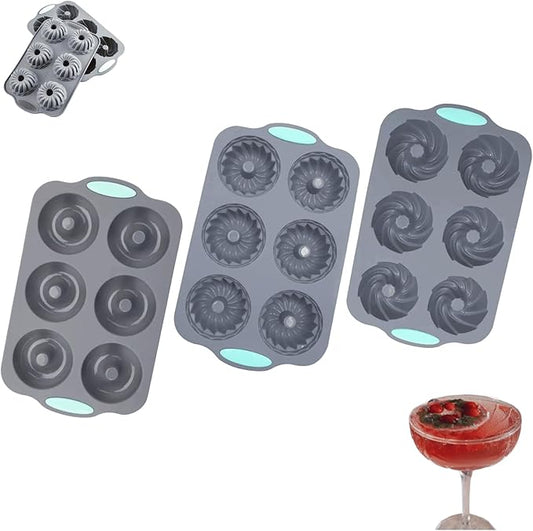 Wreath Ice Mold, Christmas Wreath Ice Mold, Holiday Christmas Shaped Silicone Ice Cube Making Trays/Molds, 6 Hole Silicone DIY Molds Suitable for Ice Cubes, Cakes, Soap (3PCS)