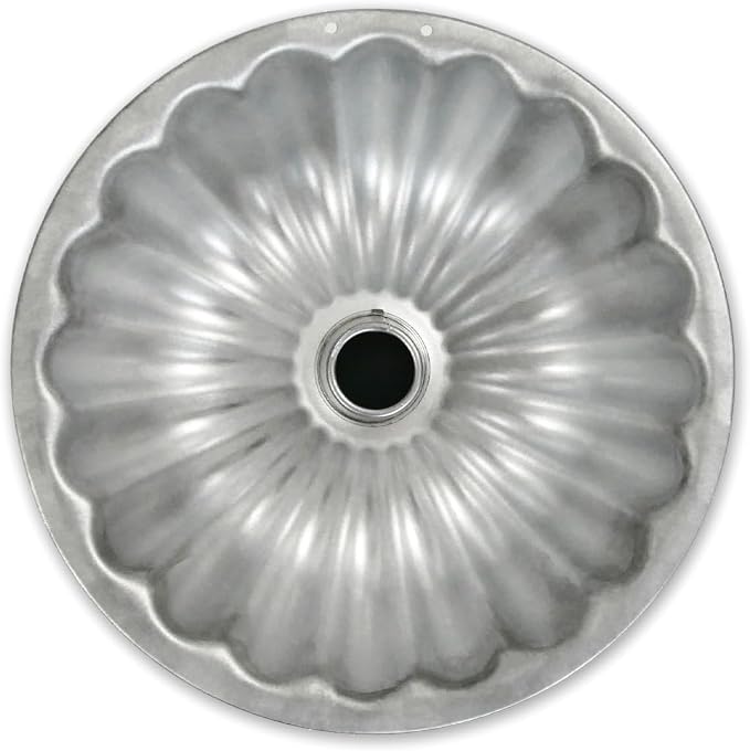 USA Pan Global Bakeware Scalloped Tube Cake Pan - Image 2