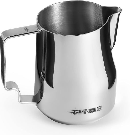 MHW-3BOMBER Milk Frothing Pitcher 450ml/15.2oz Milk Frother Cup Espresso Steaming Pitcher Stainless Steel Milk Frother Cup Barista Latte Art Round Spout Milk Jug P6001S-OS