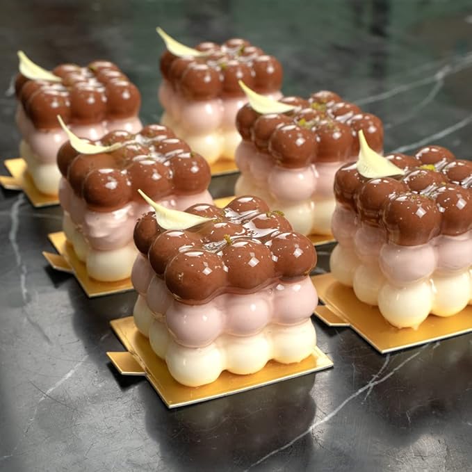 Restaurantware Pastry Tek Silicone Bubble Cube Baking Mold - 6-Compartment - 10 count box