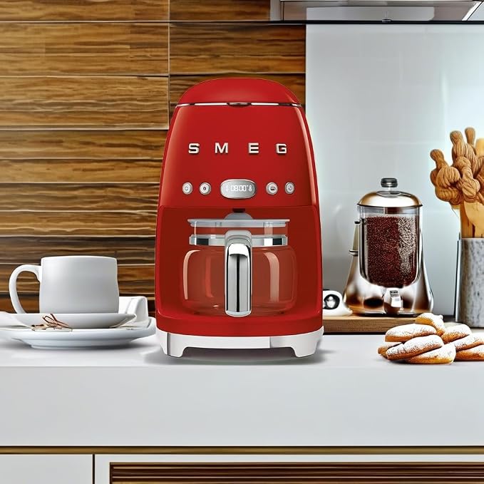 Smeg 50's Retro Style Aesthetic Drip Coffee Machine with 10 Cup Glass Carafe, Auto Start Feature, Keep Warm Plate, and Two Coffee Strength Settings (Red) - Image 4