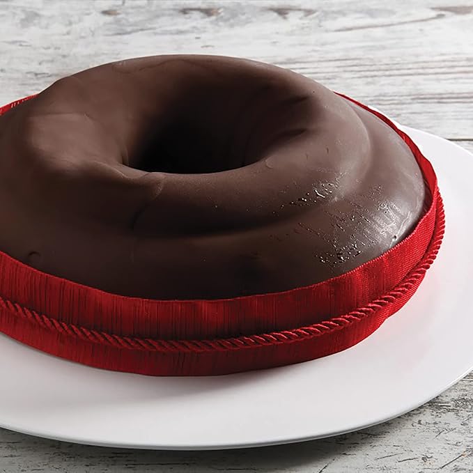 Silikomart Abbraccio (Hug) Silicone Round Baking Pan, 8-1/2" Diameter, 57-1/4 Fluid Ounces, Made in Italy - Image 2