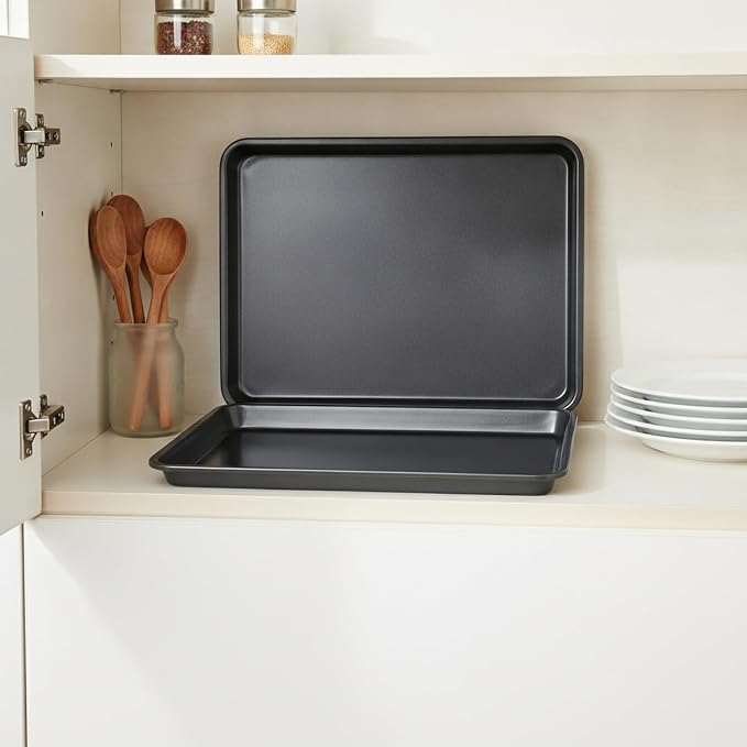 Black Stainless Steel Baking Tray, 9.8 x 7.3 Inch Cookie Sheet for Oven, Non-Stick Finish Pan for Pastries - Image 3