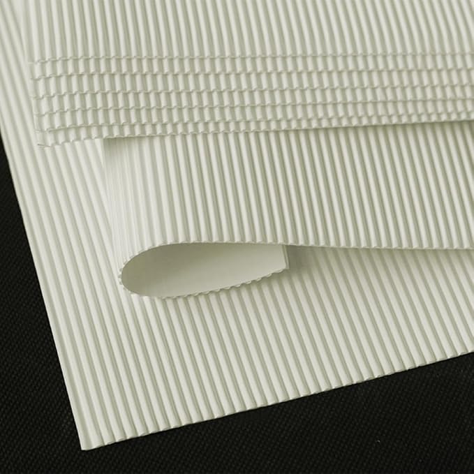 Hemobllo 100 Sheets Inch White Corrugated Paper Pizza Mats Oil-proof Paper Pads for Baking Bread and Cake Suitable for Kitchen and Restaurant Use, 100 Sheets Pack - Image 3