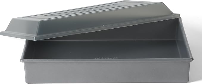 Calphalon Titan Bake Pan with Lid, 13 x 9 Inch Cake Pan, Baking Cake Pan, Nonstick 2-Pack Bakeware Set, Aluminized Steel PFOA-Free for Even Heating, Commercial Quality Baking by Unknown