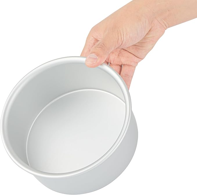 Restaurantware-Met Lux 6 x 3 Inch Straight-Sided Baking Tins, 12 Round Cake Pans - Oven-Ready, Freezable, Anodized Aluminum Round Baking Pans, Greaseproof, For Layer Birthday Cakes - Image 10