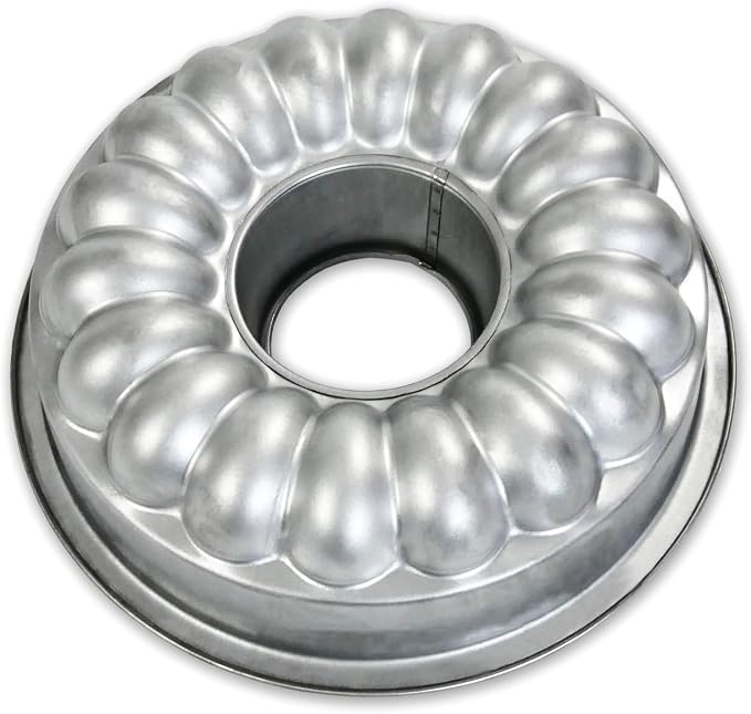 USA Pan Global Savarin Tube Cake Pan - Image 4