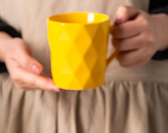11 Ounce Porcelain Mugs, Set of 6, Tea and Cocoa Mug Set, Matte (Yellow) - Image 4