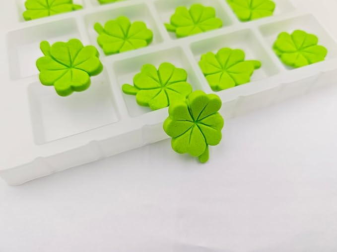 Edible 12pcs GrassGreen Shamrock Sugar cake decorations, cupcake toppers, perfect Clover Icing Cookies decro for St. Patrick's Day Birthday Halloween Thanksgiving Christmas party Team Dinner - Image 3