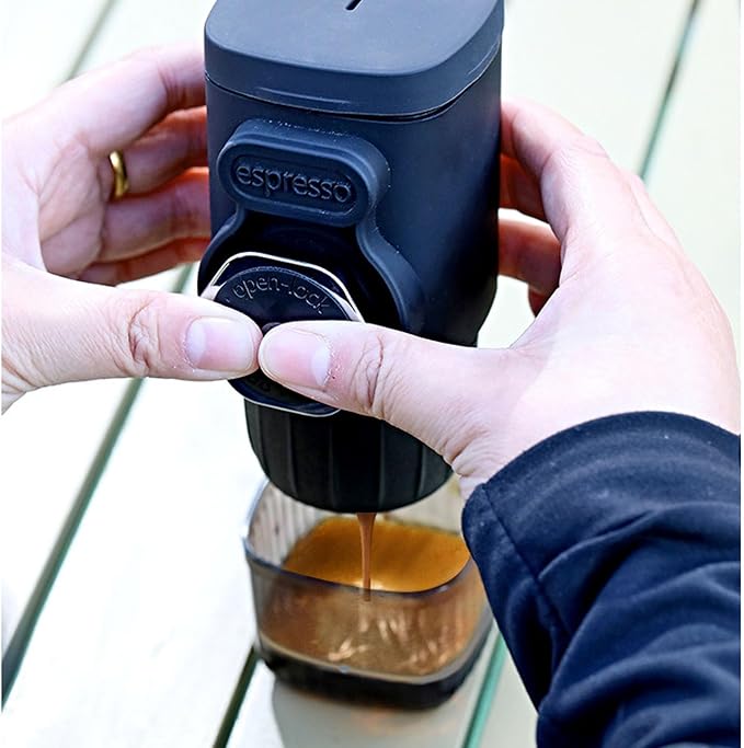 Portable Coffee Maker Lightweight and Compact Manually Operated Coffee Machine for Travel Camping Hiking ABS 100ml (Black) - Image 4