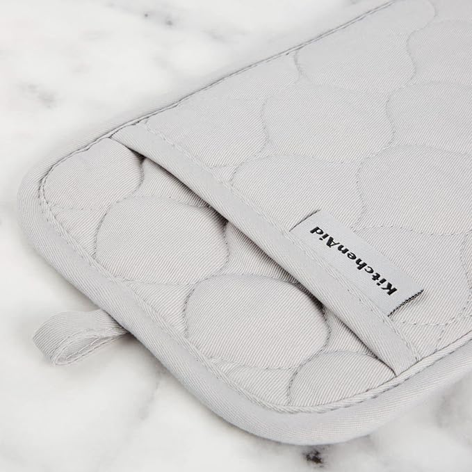 KITCHENAID Quilted Cotton Terry Cloth Oven Mitt, Pot Holder, Kitchen Towel 4-Pack Set, Heat Resistant, Silicone Grip, 16"x26", 7"x13" & 7"x10", Matte Grey - Image 5