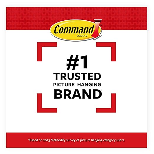 Command 10 lb Medium Picture Hanging Strips 16 Pairs (32 Command Strips), Damage-Free Hanging Picture Hangers, No Tools Wall Hanger for Christmas Decorations