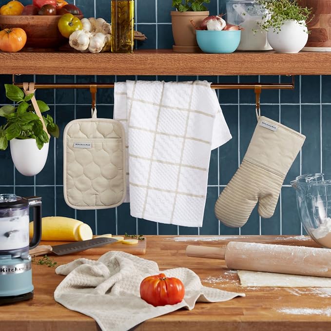KITCHENAID Quilted Cotton Terry Cloth Oven Mitt, Pot Holder, Kitchen Towel 4-Pack Set, Heat Resistant, Silicone Grip, 16"x26", 7"x13" & 7"x10", Milkshake Tan - Image 2