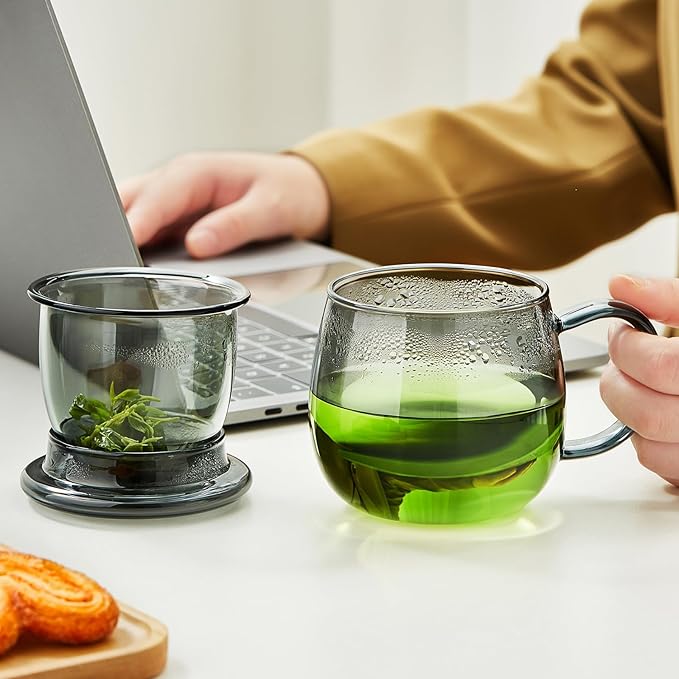 Glass Tea Cup with Infuser and Lid, 32oz/950ml Large Borosilicate Teacup, Clear Mug for Loose Leaf, Blooming Tea, Dishwasher Safe - Tea Maker Gift for Birthday