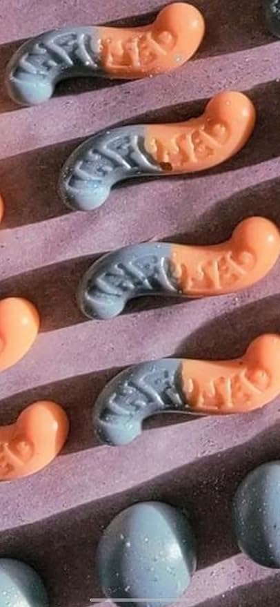 LĒVO Gummy Worm Silicone Candy Molds - Set of 2 Candy Mold Trays with Dividers & Snap On Lids - Make Your Own Two Tone Gummy Worms - For Your LĒVO Infusion - Made from Non-Stick Food Grade Silicone - Image 8