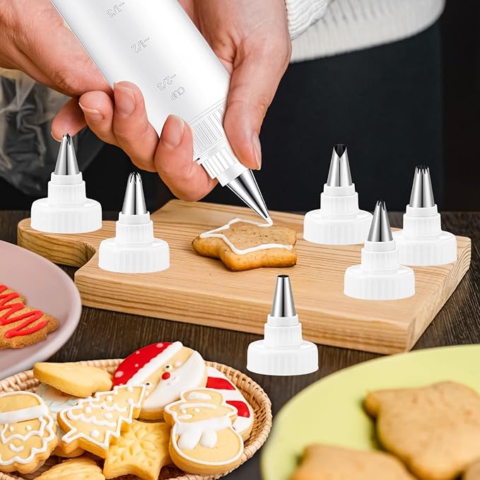 LemonRoad 4 Pcs Plastic Squeeze Bottles with 6 Different Piping Tips for Cookie Icing Piping Kit Pancake Decorating Supplies Squeezing Applicator Writer for Food Arts(4 oz)