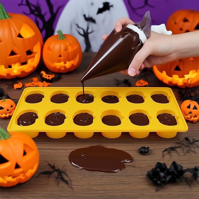 Pumpkin Chocolate Mold, 3 Pack Mini Pumpkin Silicone Chocolate Molds Autumn Candy Mold for Fall Baking Cake Decoration HalloweenThanksgiving Muffin Cake Soap Candle Cookies