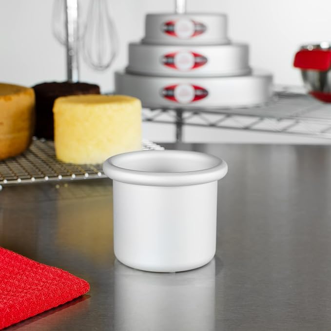 Fat Daddio's PRD-33SET Anodized Aluminum Round Cake Pans, 3 x 3 inch, Set of 2 - Image 4