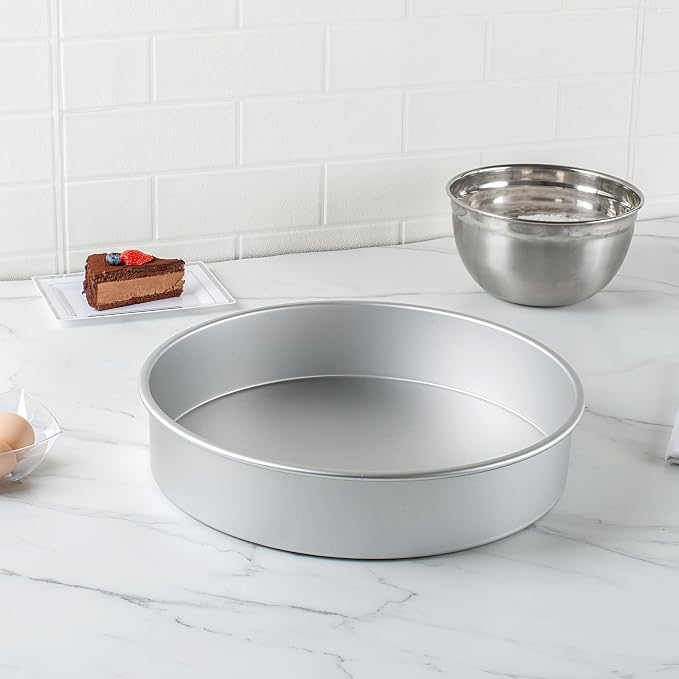 Restaurantware-Met Lux 14 x 3 Inch Straight-Sided Baking Tin, 1 Round Cake Pan - Oven-Ready, Freezable, Anodized Aluminum Round Baking Pan, Greaseproof, For Layer Birthday Cake - Image 4
