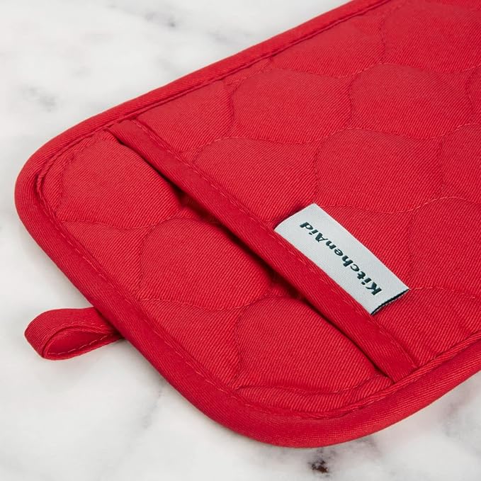 KITCHENAID Quilted Cotton Terry Cloth Oven Mitt, Pot Holder, Kitchen Towel 4-Pack Set, Heat Resistant, Silicone Grip, Gift Set, Passion Red, 16"x26", 7"x13" & 7"x10" - Image 5