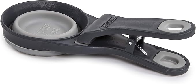 Dexas Pets Collapsible KlipScoop Collapsible Dry Dog Food Scoop and Dog Food Bag Clip, 1/2 Cup Capacity, Light Gray (PW650432429)