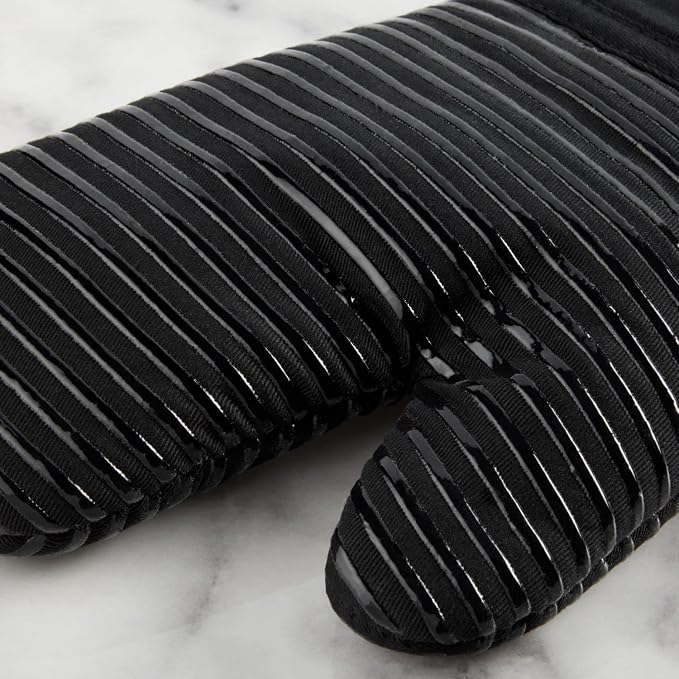 KitchenAid Quilted Cotton Terry Cloth Oven Mitt, Pot Holder, Kitchen Towel 4-Pack Set, Heat Resistant, Silicone Grip, Gift Set, Matte Black, 16"x26", 7"x13" & 7"x10" - Image 4