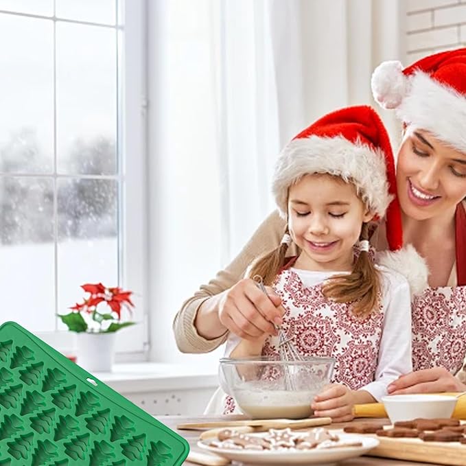 Christmas Silicone Molds 100-Cavities 3D Xmas Tree Chocolate Mold Christmas Theme Chocolate Candy Moulds Homemade Cute Chocolate Mold for Winter Party Candy Pudding Jelly Making