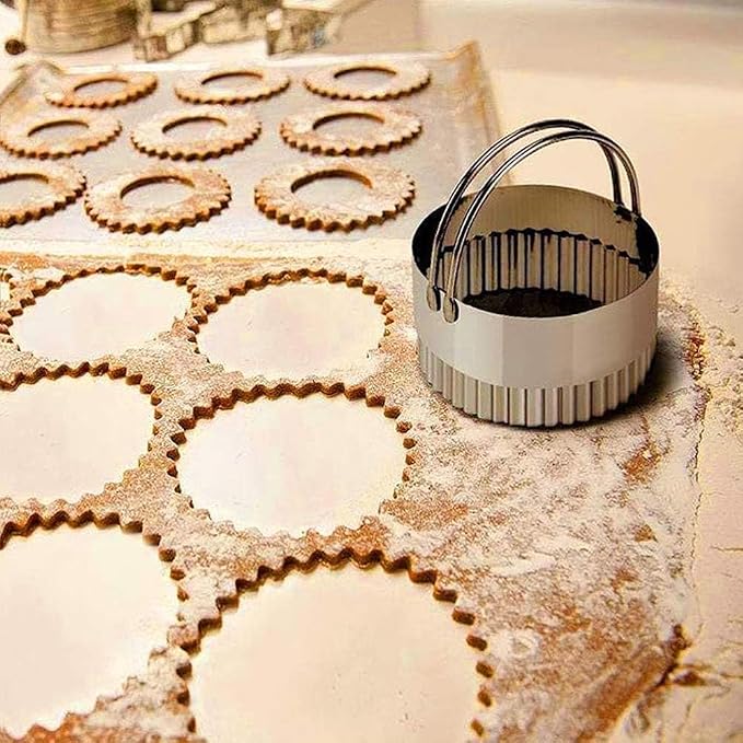 Stainless Steel Biscuit Cutters Set for Baking (5 Pieces) | Fluted Round Cookie Cutters with Handle | Professional Baking Dough Tools - Image 5