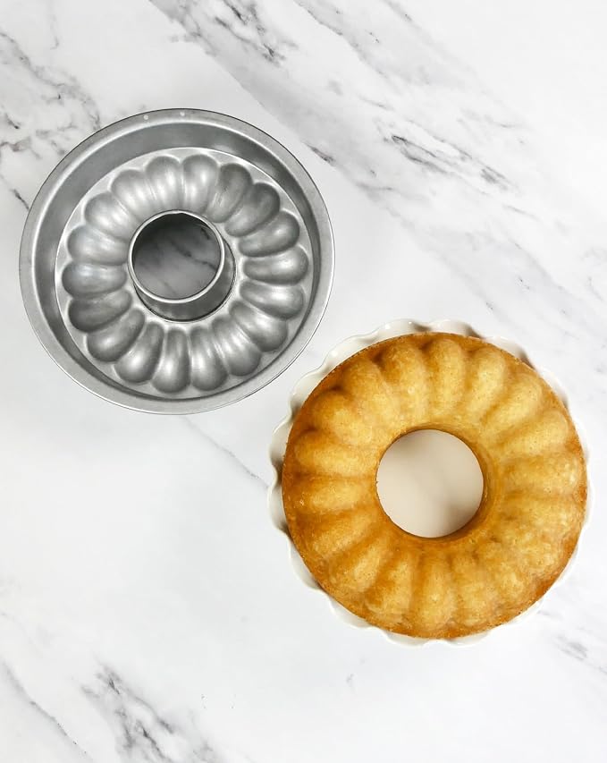 USA Pan Global Savarin Tube Cake Pan - Image 5