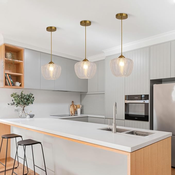 KCO Lighting Clear Glass Pendant Lights Kitchen Island Light Fixture Vintage Ribbed Glass Ceiling Light Antique Brass Pendant Light Gold Globe Pendant Light Fixture - Image 6