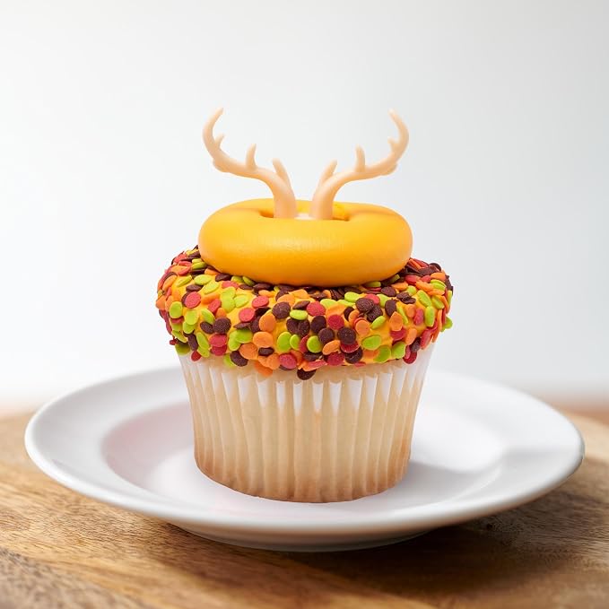 DECOPAC Autumn Thanksgiving Quins Fancy Sprinkles, 19.5oz, Candy Sprinkles in Handheld Container, Edible Sprinkles For Celebration Cakes, Cupcakes, Cookies - Image 5