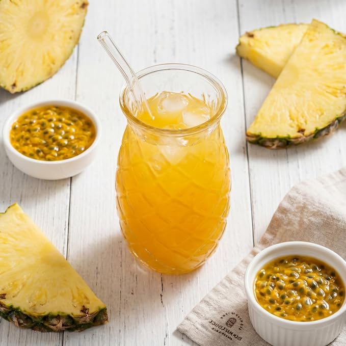 6 Pack Pineapple Drinking Glasses with Straws, 17 Oz Cocktail Cups | Clear Pina Colada Glass Bottles, Retro Relief Pineapple Cups Glassware Set for Cocktail, Juice, Water, Milk - Image 4