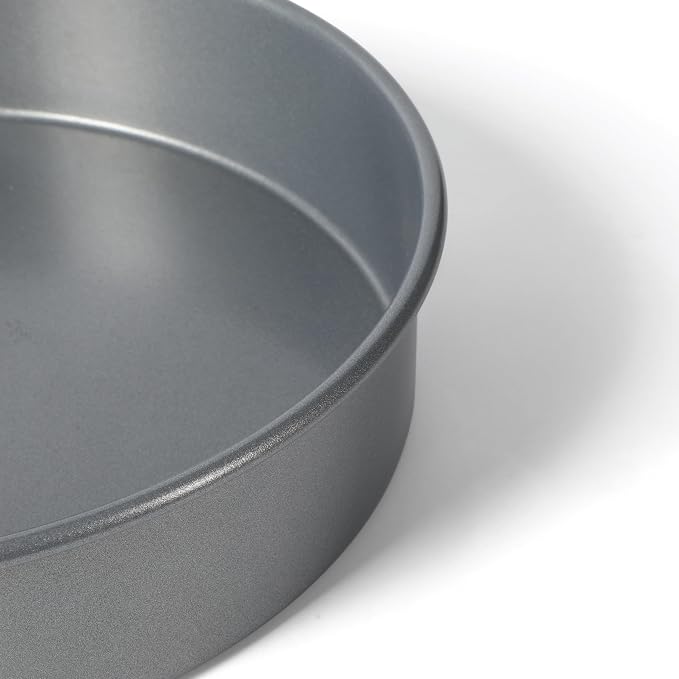 Calphalon Titan Round Cake Pan, 9-Inch Round Baking Mold, Baking Pan Round, Nonstick Bread Pan, Steel Core PFOA-Free Bakeware for Even Heating, Oven Safe Baking Pan for Cakes, Brownies - Image 5