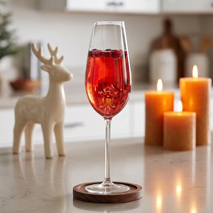 Zerodeko Christmas Wine Glasses: Decorative Glass Wine Goblet for Bar Pub | Xmas Gingerbread Man Drinkware Cocktail Glassware for Christmas Parties Hosting - Image 8