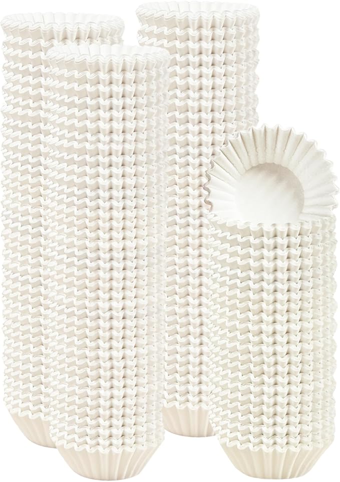 qiqee 600 Count Mini Cupcake Liners White Muffin Liners Food Grade Baking Cups Paper No Smells（Small Size） by Qiqee