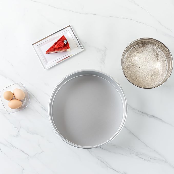 Restaurantware-Met Lux 12 x 3 Inch Straight-Sided Baking Tin, 1 Round Cake Pan - Oven-Ready, Freezable, Anodized Aluminum Round Baking Pan, Greaseproof, For Layer Birthday Cake - Image 8