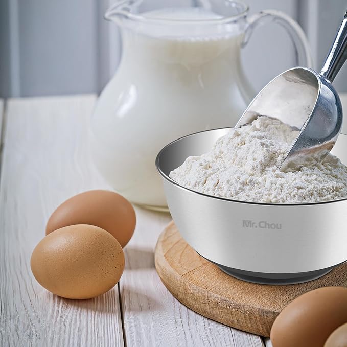 Extra Large Suction Mixing Bowl SUS304 Stainless Steel w/Non-Slip Silicone Suction Cups Base, Egg Beating Bowls with Handle Baking Bowl Tool for Cooking Baking Prepping Food Storage Batter Bowl BLACK