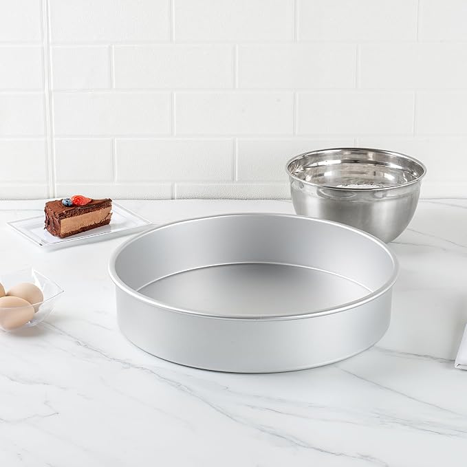 Restaurantware-Met Lux 14 x 3 Inch Straight-Sided Baking Tin, 1 Round Cake Pan - Oven-Ready, Freezable, Anodized Aluminum Round Baking Pan, Greaseproof, For Layer Birthday Cake - Image 3