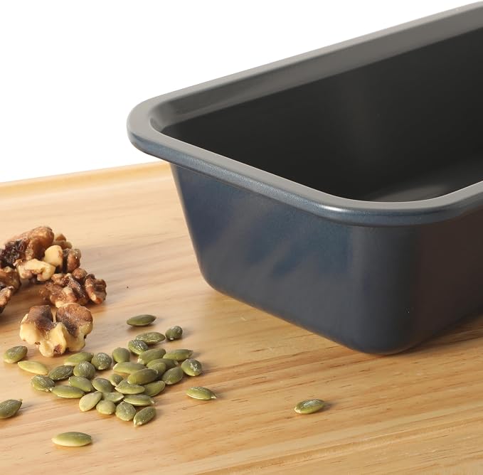 Calphalon Legacy Loaf Pan, 9 x 5 Inch Baking Pan, Kitchen Bread Pan, Nonstick Heavy Gauge Steel PFOA-Free Bakeware for Even Baking, Bread and Meatloaf Pan, Oven Safe, Easy Clean - Image 5